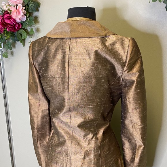 Gorgeous Acorn, Size 10, Jacket and Skirt Combo by Watters & Watters - Picture 6 of 6